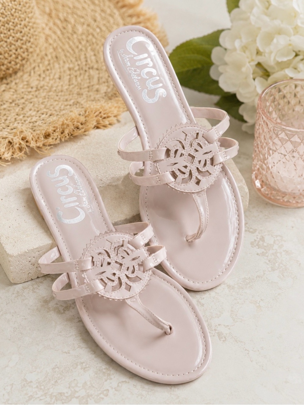 Circus by Sam Edelman Light Pink Sandals Floral Medallion Thong Flats